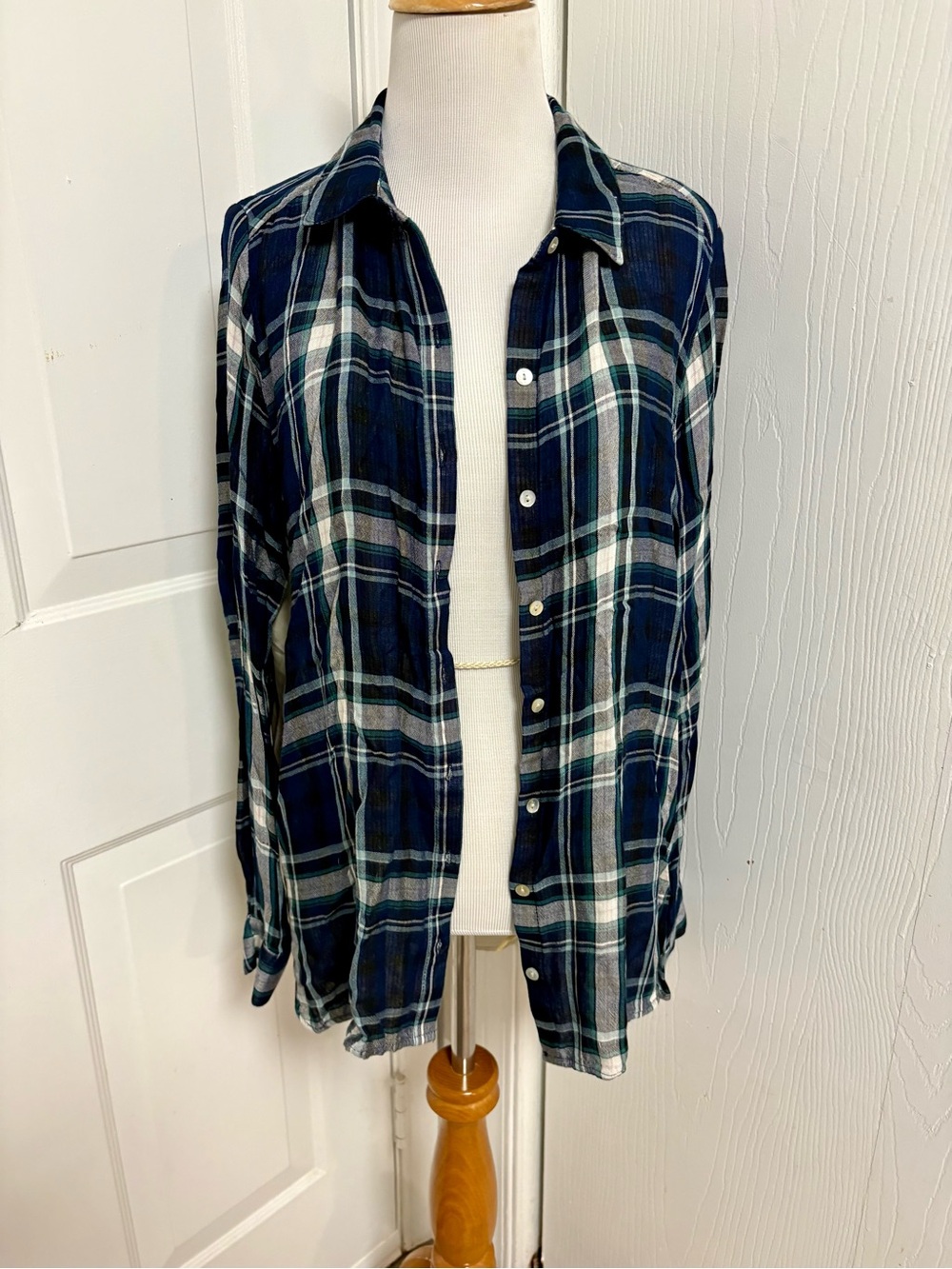 Jane and Delancey Embroidered Button Up - Picture 2 of 6